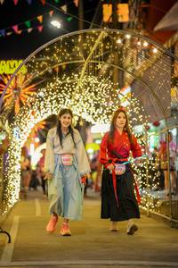 BIB: 8087, 077
                            <button type="button" onclick="openModal(24742892)" class="btn btn-primary btn-sm float-right btn-popup" data-toggle="modal" data-target=".modal-high-quality">
                        <i class="fas fa-shopping-cart"></i> Add to Cart
                    </button>
                                            <button type="button" onclick="isThisMe(24742892, true)" class="btn btn-success btn-sm float-right btn-popup btn-isme hidden" data-toggle="tooltip" data-placement="bottom" title="นี่คือรูปของคุณใช่ไหม คลิกที่นี่เพื่อเอาเข้าอัลบั้ม">
                        <i class="fas fa-plus"></i> Add to album
                    </button>
                    <button type="button" onclick="isThisMe(24742892, false)" class="btn btn-warning btn-sm float-right btn-popup btn-isnotme hidden">
                        <i class="fas fa-ban"></i> Remove from album
                    </button>